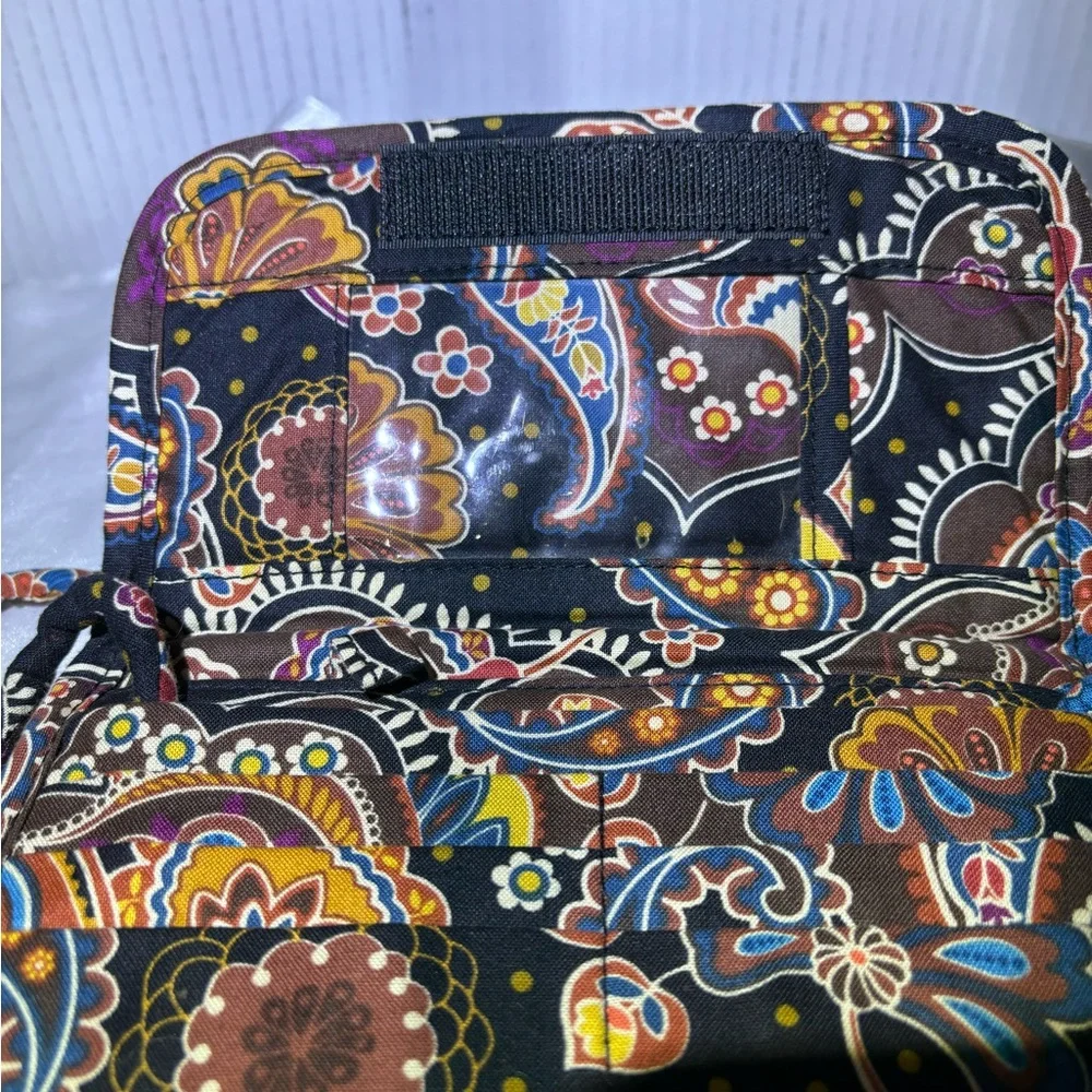 Vera Bradley crossbody Tri fold wallet purse. ID slot card storage Velcr…